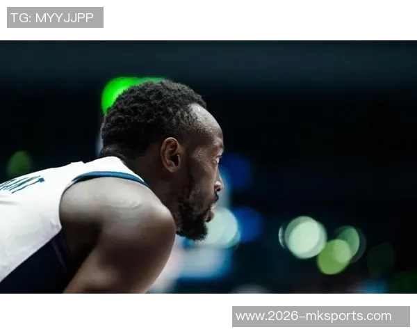 格兰特状态低迷19投仅得16分三分球表现惨淡7投仅中1